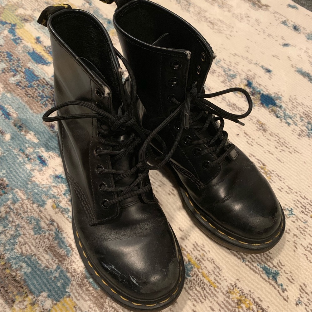 1460 Smooth Doc Martens